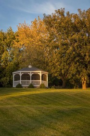 Hawk Valley Retreat & Cottages