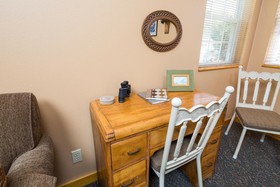 Hawk Valley Retreat & Cottages
