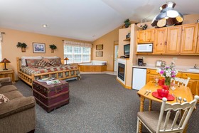 Hawk Valley Retreat & Cottages