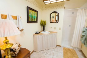 Hawk Valley Retreat & Cottages
