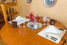 Hawk Valley Retreat & Cottages