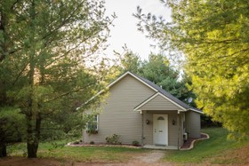 Hawk Valley Retreat & Cottages