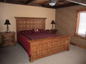 Moose Tracks Lodge