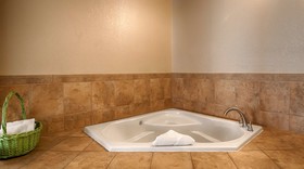 Best Western Prairie Inn & Conference Center