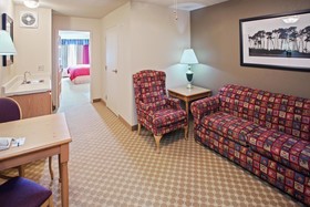 AmericInn by Wyndham Galesburg