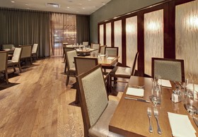Crowne Plaza Lombard Downers Grove