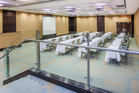 Crowne Plaza Lombard Downers Grove