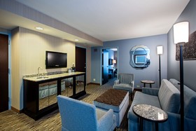 Crowne Plaza Lombard Downers Grove