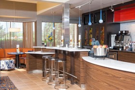 Courtyard by Marriott Chicago Glenview/Northbrook