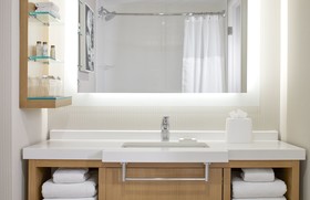 Renaissance Chicago Glenview Suites Hotel