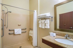 Comfort Suites Grayslake near Libertyville North