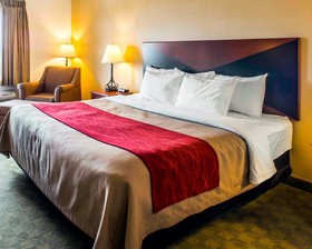 Comfort Inn & Suites Greenville I-70