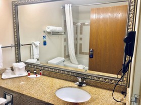 Baymont by Wyndham Gurnee