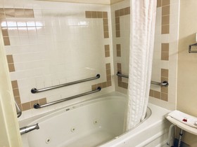Baymont by Wyndham Gurnee