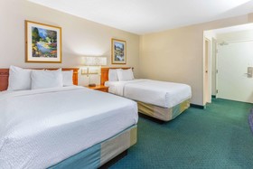 La Quinta Inn & Suites by Wyndham Chicago Gurnee