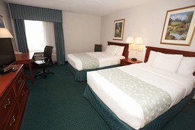 La Quinta Inn & Suites by Wyndham Chicago Gurnee