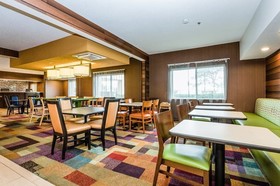 Wingate by Wyndham Gurnee