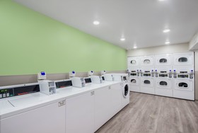 WoodSpring Suites Gurnee-North Chicago