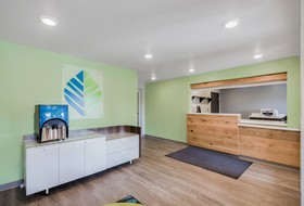 WoodSpring Suites Gurnee-North Chicago