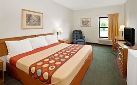 Super 8 by Wyndham Hampshire IL