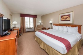 Seasons Inn & suites
