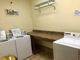 Seasons Inn & suites