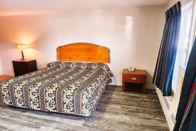 Manor Motel By OYO Near Oak Brook Chicago Westchester