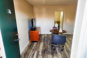 Manor Motel By OYO Near Oak Brook Chicago Westchester