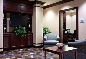 Holiday Inn Express & Suites Chicago West-O'Hare Airport Area