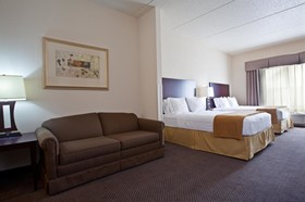 Holiday Inn Express & Suites Chicago West-O'Hare Airport Area