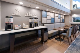 Hampton Inn & Suites Chicago/Hoffman Estates