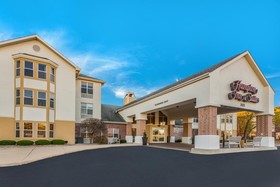 Hampton Inn & Suites Chicago/Hoffman Estates