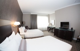 La Banque Hotel