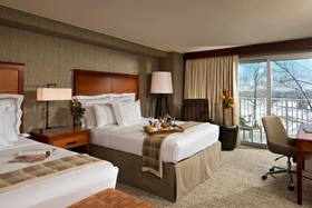 Eaglewood Resort and Spa