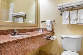 Quality Inn Jacksonville Near I-72