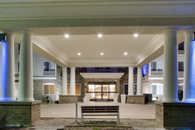 Holiday Inn Express Hotel & Suites Jacksonville