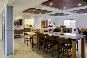 Holiday Inn Express Hotel & Suites Jacksonville