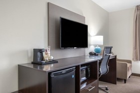 Sleep Inn & Suites
