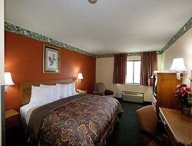 Super 8 by Wyndham Jacksonville
