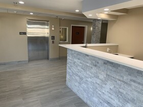 Super 8 by Wyndham Joliet