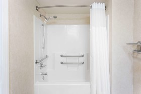 Wingate by Wyndham Joliet