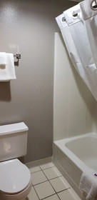 Motel 6 Kewanee