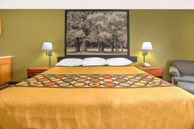 Super 8 by Wyndham Galva