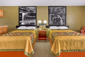 Super 8 by Wyndham Galva