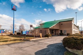 Motel 6 Chicago South-Lansing #4808