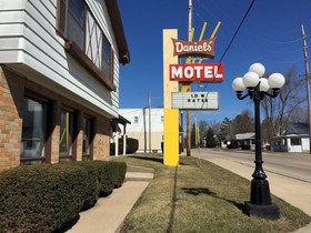 Daniels' Motel