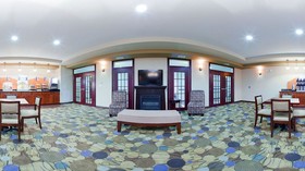 Holiday Inn Express Le Roy - Bloomington Area