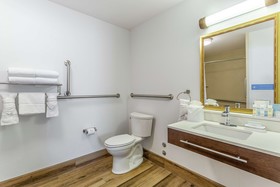 Hampton Inn Suites Chicago Libertyville