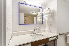Hampton Inn Suites Chicago Libertyville