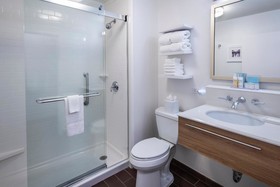 Hampton Inn & Suites Lincolnshire